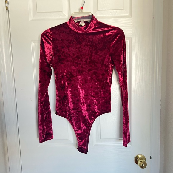 Bozzolo Burgundy Turtle Neck Long Sleeve Bodysuit - Picture 1 of 5